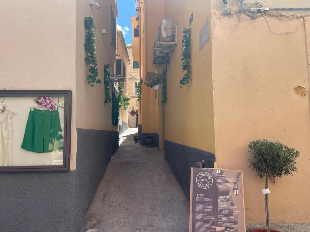 Affittacamere Palazzo Campisi *
