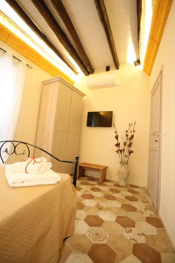 Palazzo Campisi Affittacamere Tropea